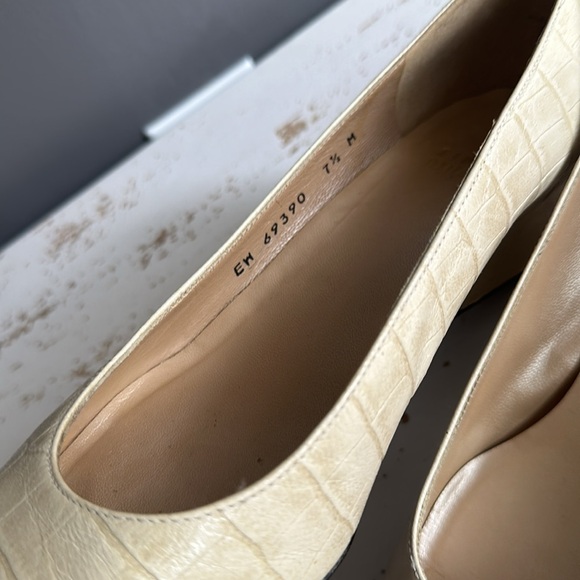 Stuart Weitzman Wedges - Picture 4 of 11